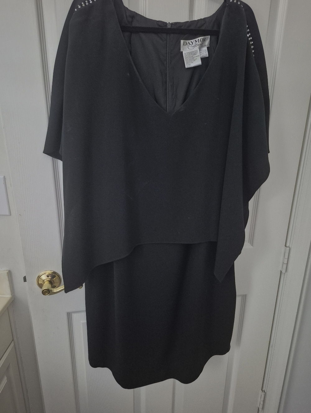 Daymor Black V-Neck Overlay  Dress Rhinestone Sleeves Sz 20
